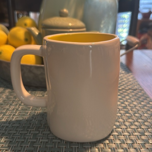 Rae Dunn “HAPPY SPRING” mug cup - Picture 3 of 6